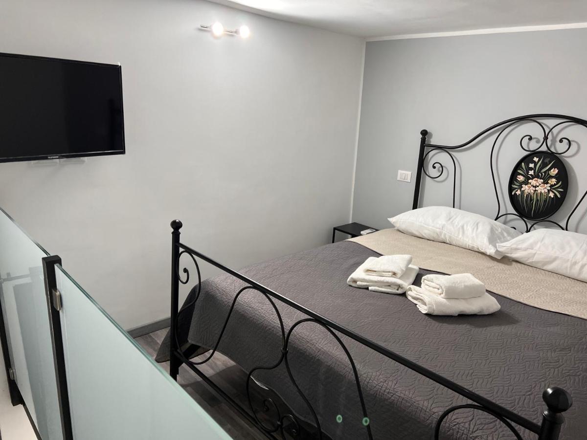 La New House Di Seby Apartment คาตาเนีย ภายนอก รูปภาพ