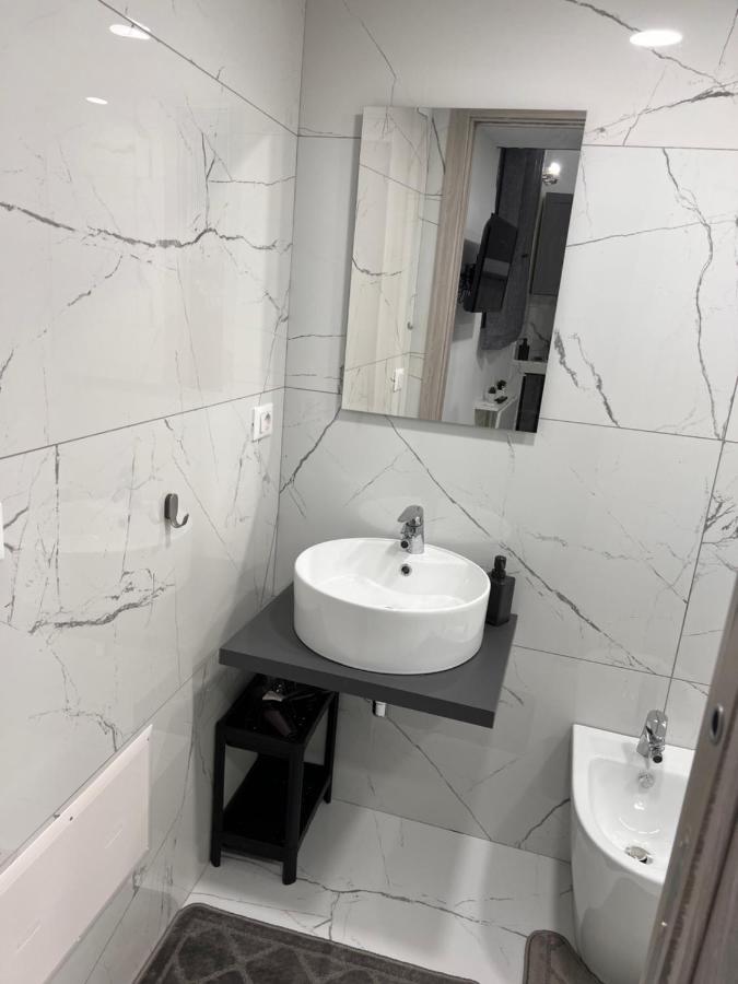 La New House Di Seby Apartment คาตาเนีย ภายนอก รูปภาพ