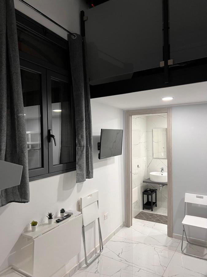 La New House Di Seby Apartment คาตาเนีย ภายนอก รูปภาพ